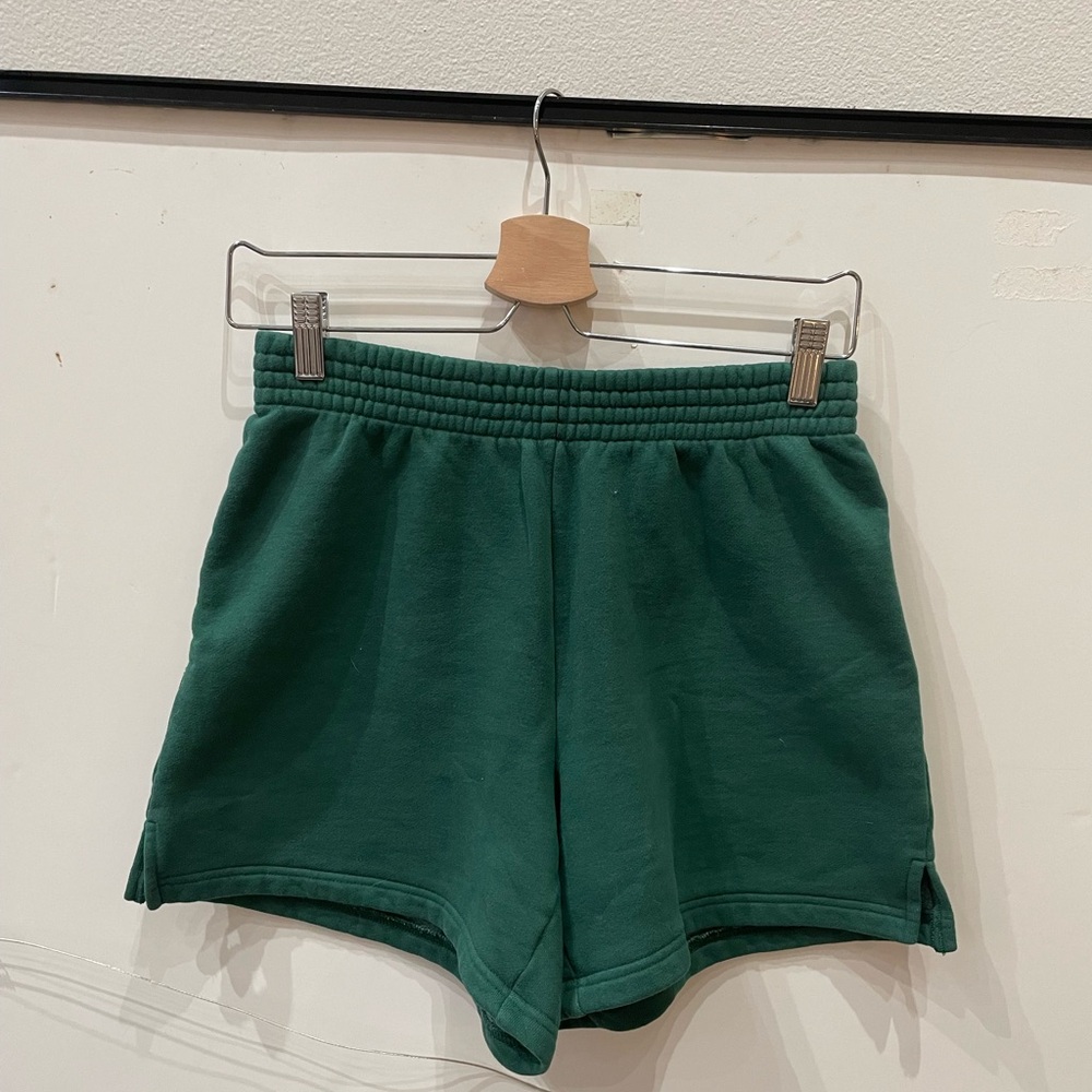 Aritzia TNA Sweatshorts